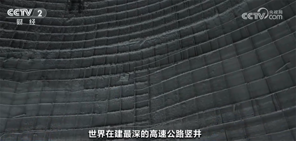 1983063073052680192.png
