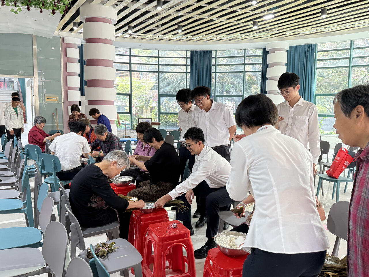 粽香传情 金融暖心——浙江稠州商业银行台州分行端午主题活动圆满举办