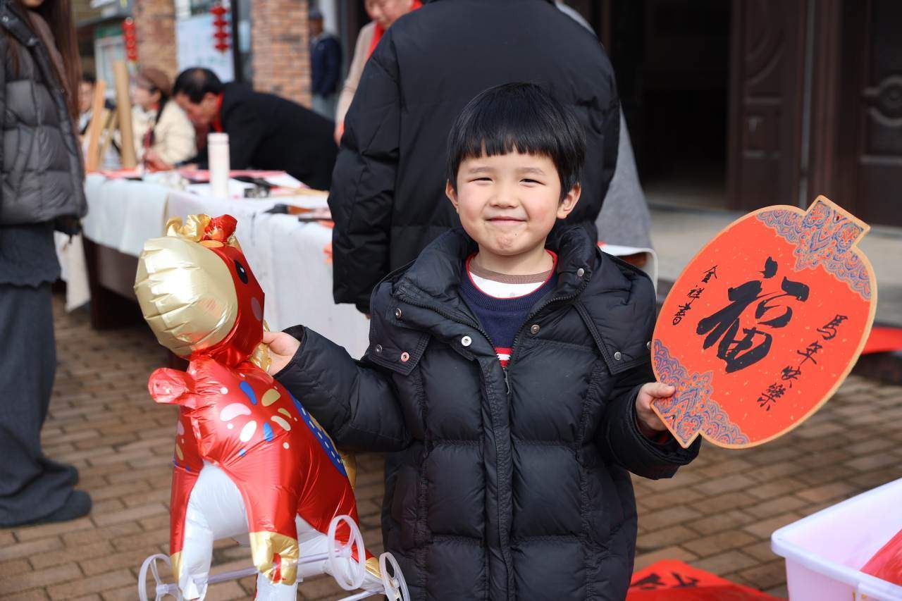 让春节成为情感“充电站”