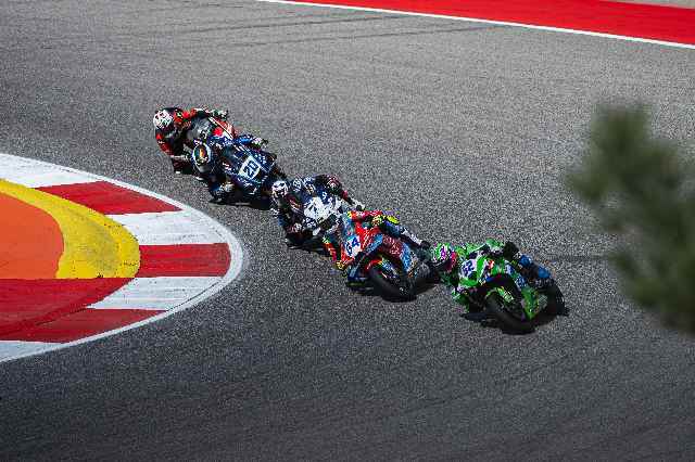 张雪“泼冷水”是人间清醒