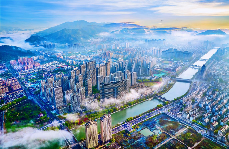 杭州临安区：聚焦未来建设 点亮美好生活