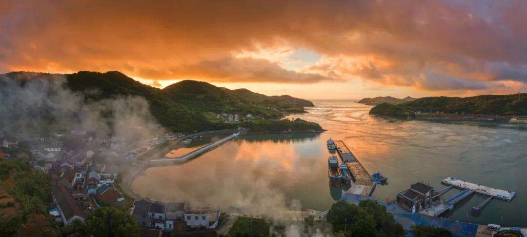 1983779720273059840.webp 图片