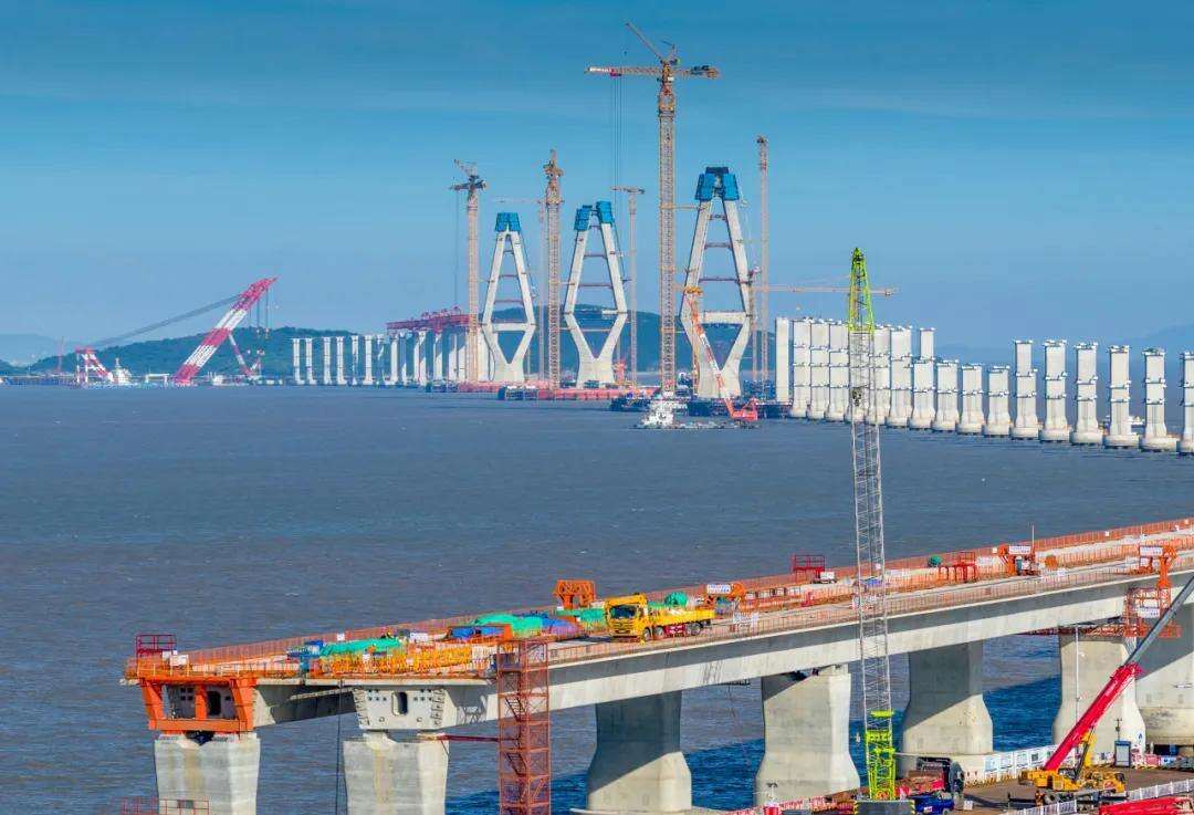 1983779720394694656.webp 图片