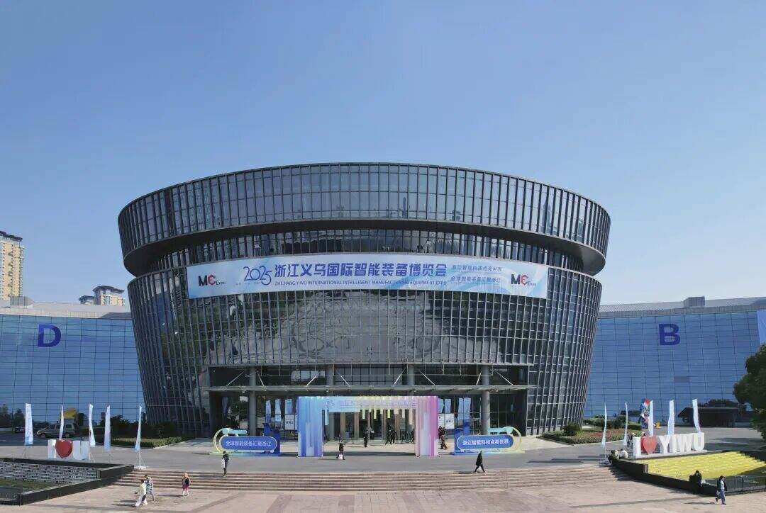 1991395472584978432.jpg 图片