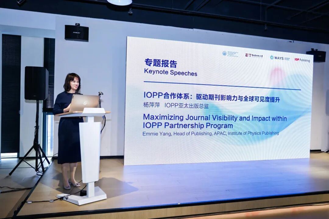 2052762368676405248.jpg 图片