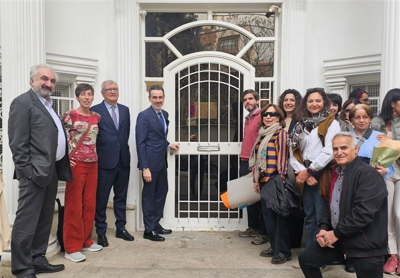 西班牙驻伊朗德黑兰大使馆于13日恢复运转