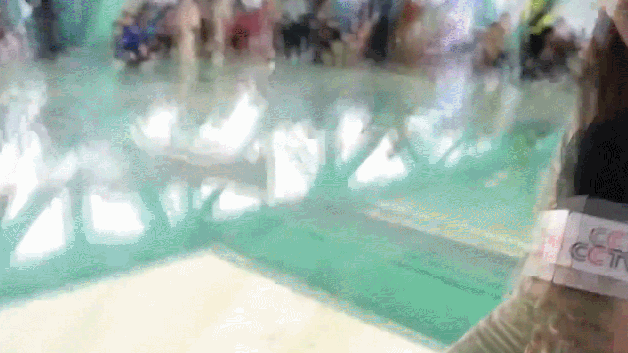 1982577694205796352.gif