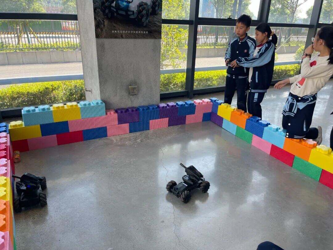 1986254622011940864.jpg 图片