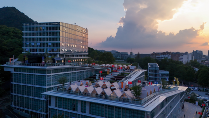 2006279370993172480.png image.png