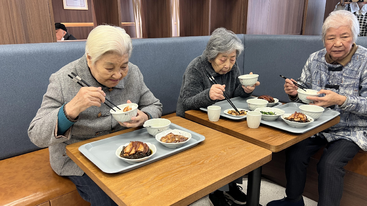 大闸社区邻里食堂.jpg