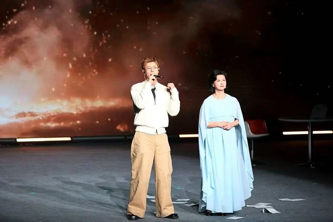 2037333084864507904.jpg 图片