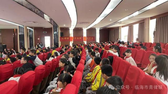 1853697185153966080.webp 图片