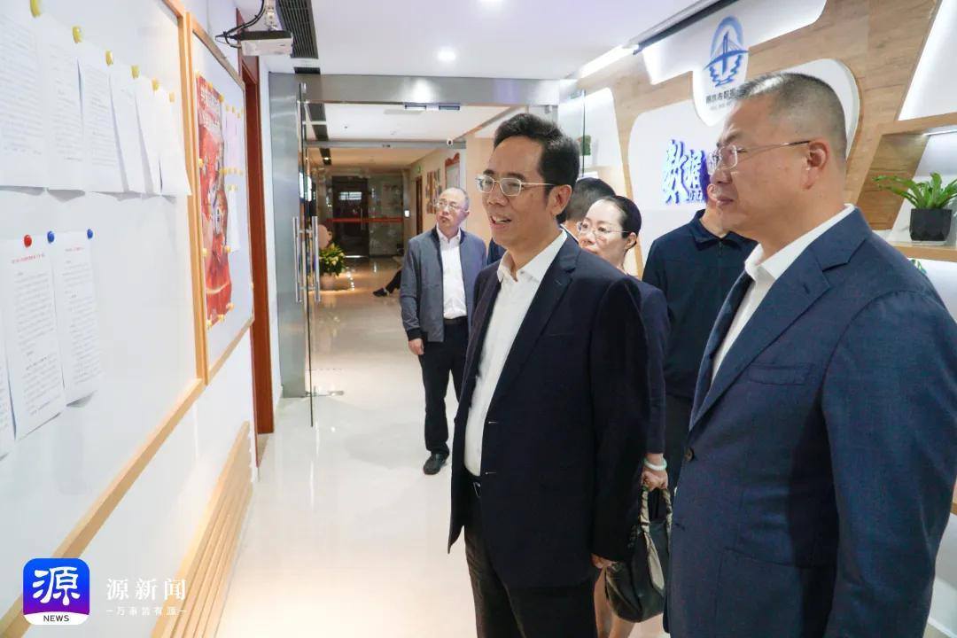 吴舜泽赴丽水市数据局调研人工智能创新发展工作