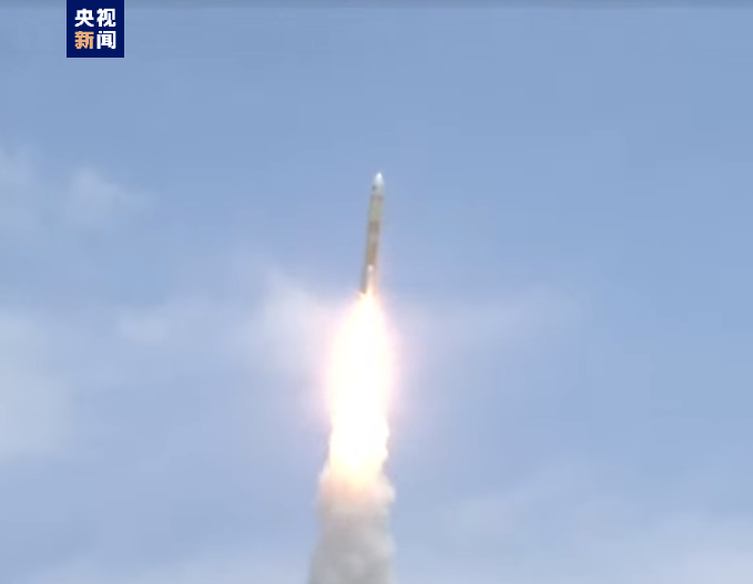 日本新型h3火箭3号机发射升空