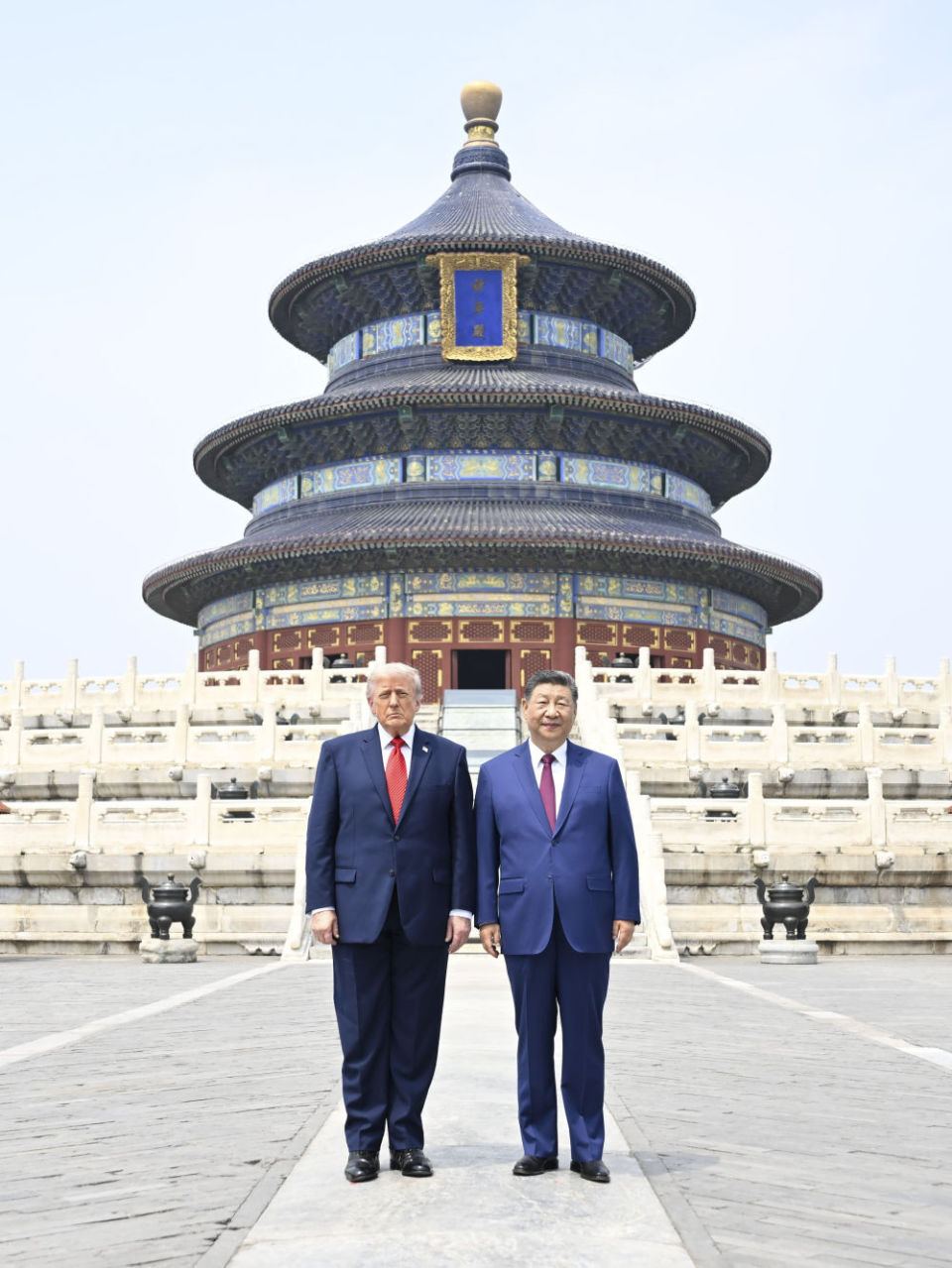 2054813901744185344.jpg 图片
