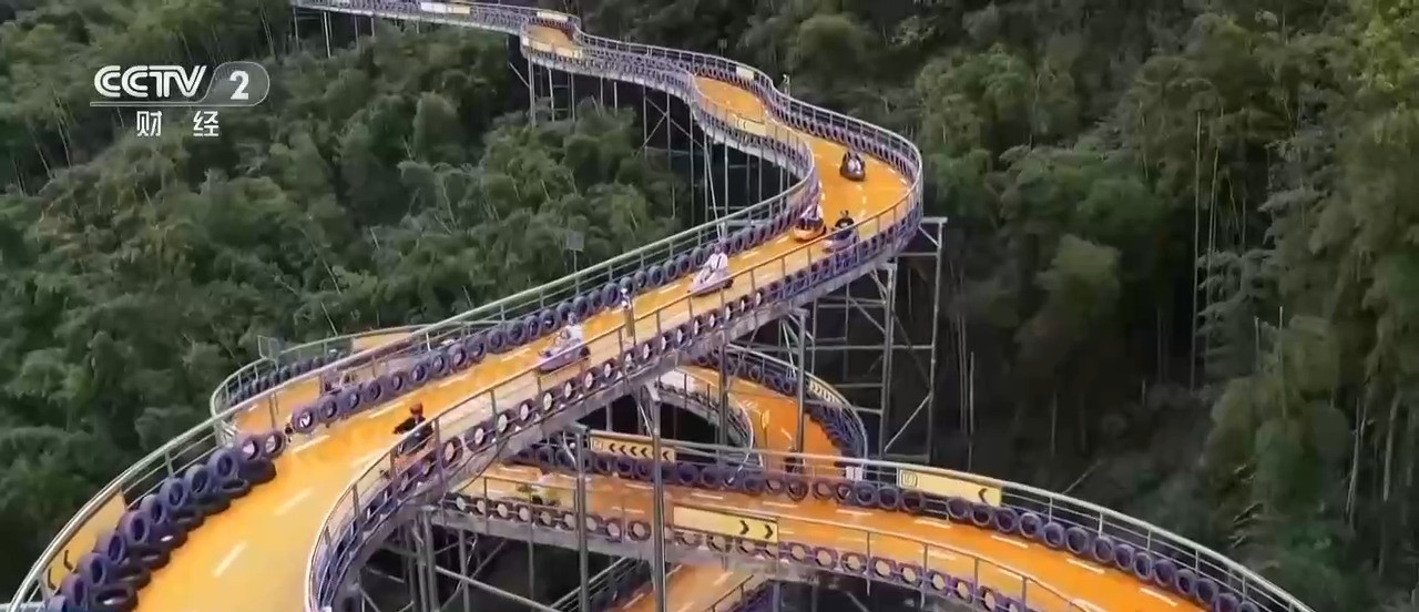 2106933368976248832.jpg