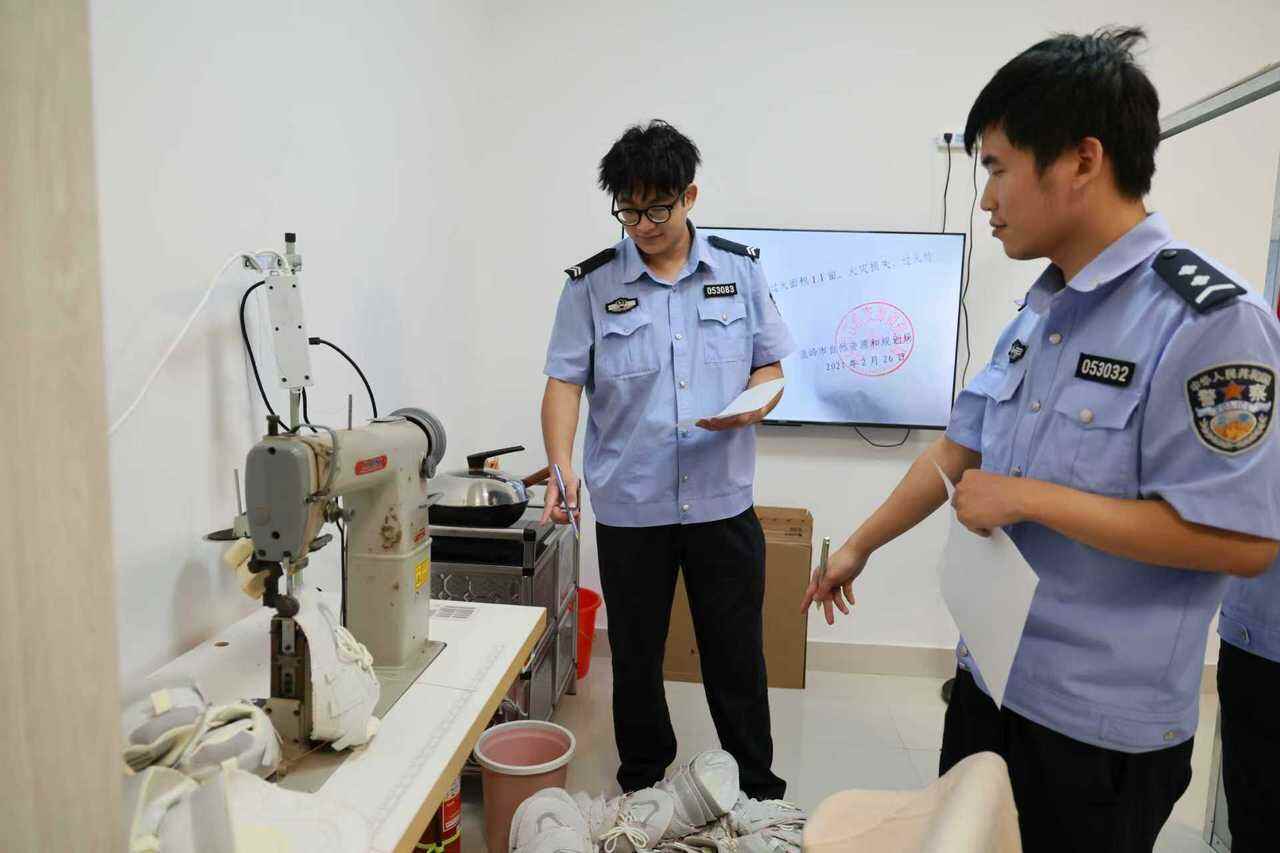 1977550684769144832.jpg 3958093389b0b037e3e202c9589f85bc.jpg