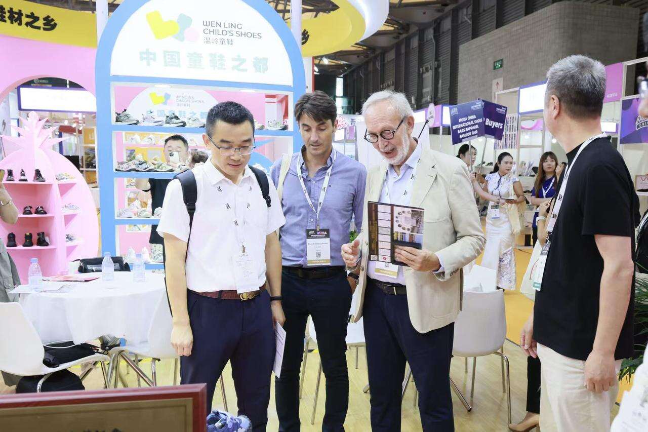 879ceae118993443682439d3b8667ea9.jpg 879ceae118993443682439d3b8667ea9.jpg