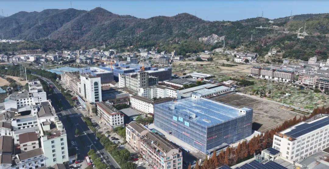 2003362974873288704.webp 图片