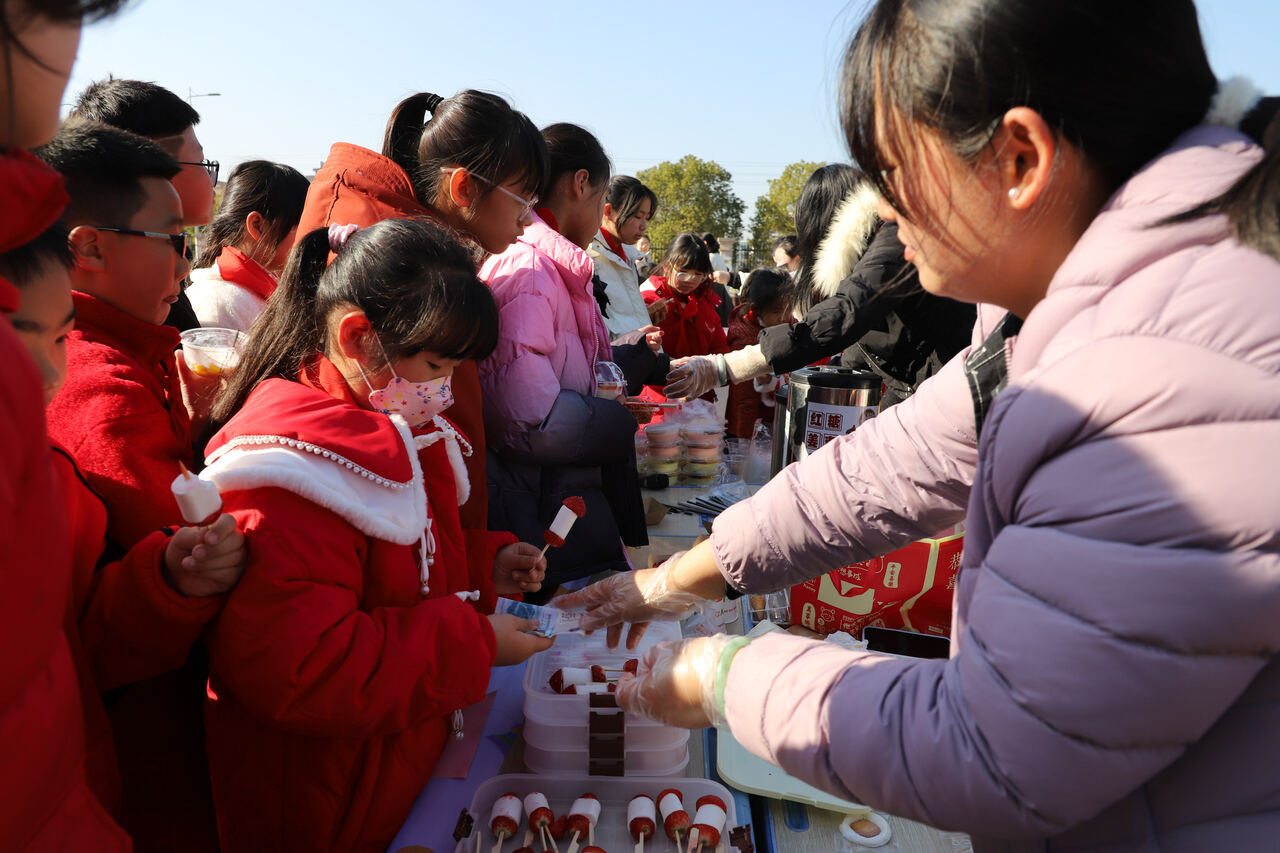 萌趣年货节 童心乐开怀4.jpeg