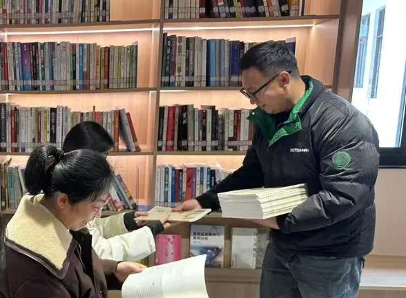 2019697172127076352.webp 图片