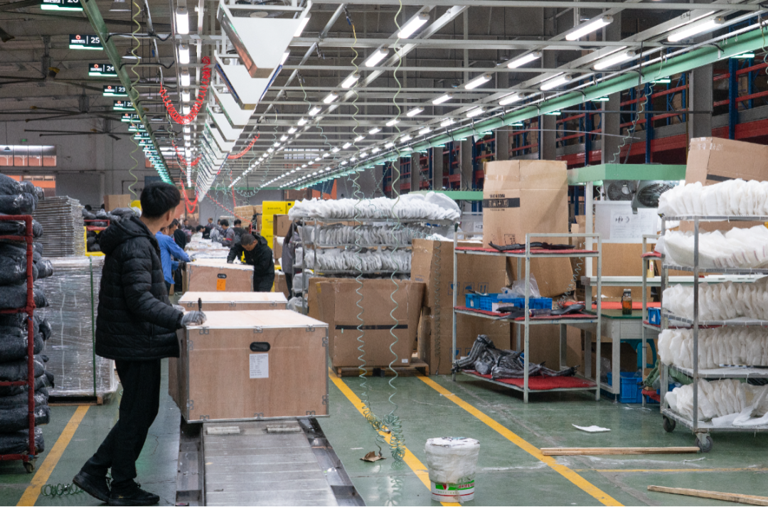 2028743343281721344.png _DSC9813.jpg