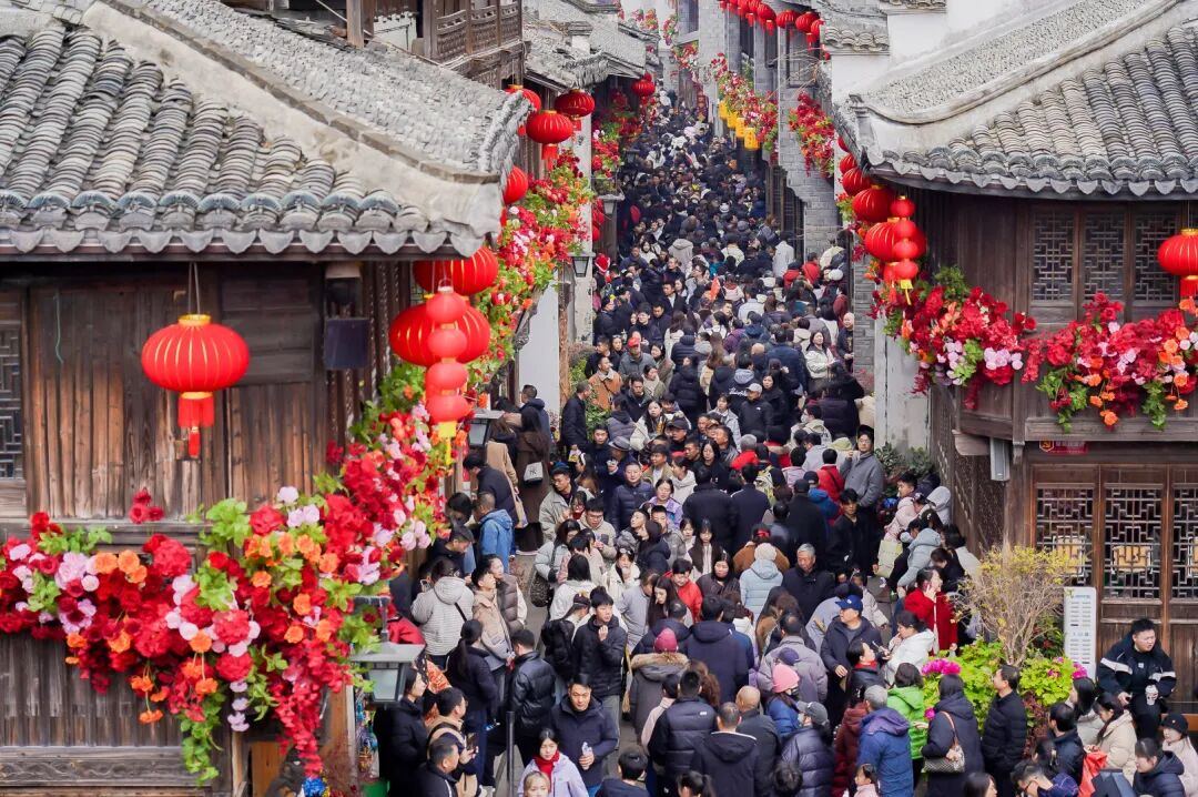 2030828327656148992.jpg 图片