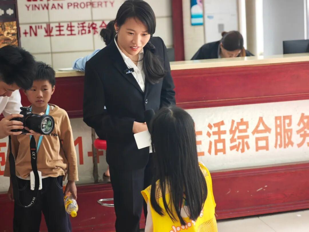 2049672780424617984.jpg 图片