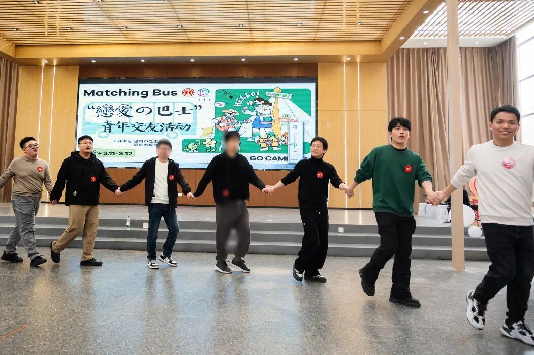 2057778650324873216.jpg 图片