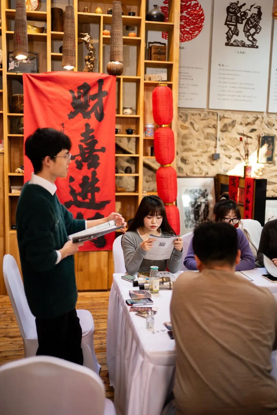 2057778652199727104.jpg 图片