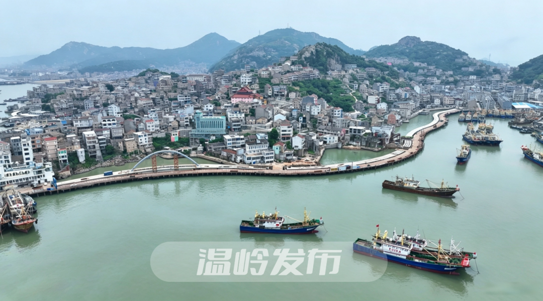 2064981063762915328.png 图片