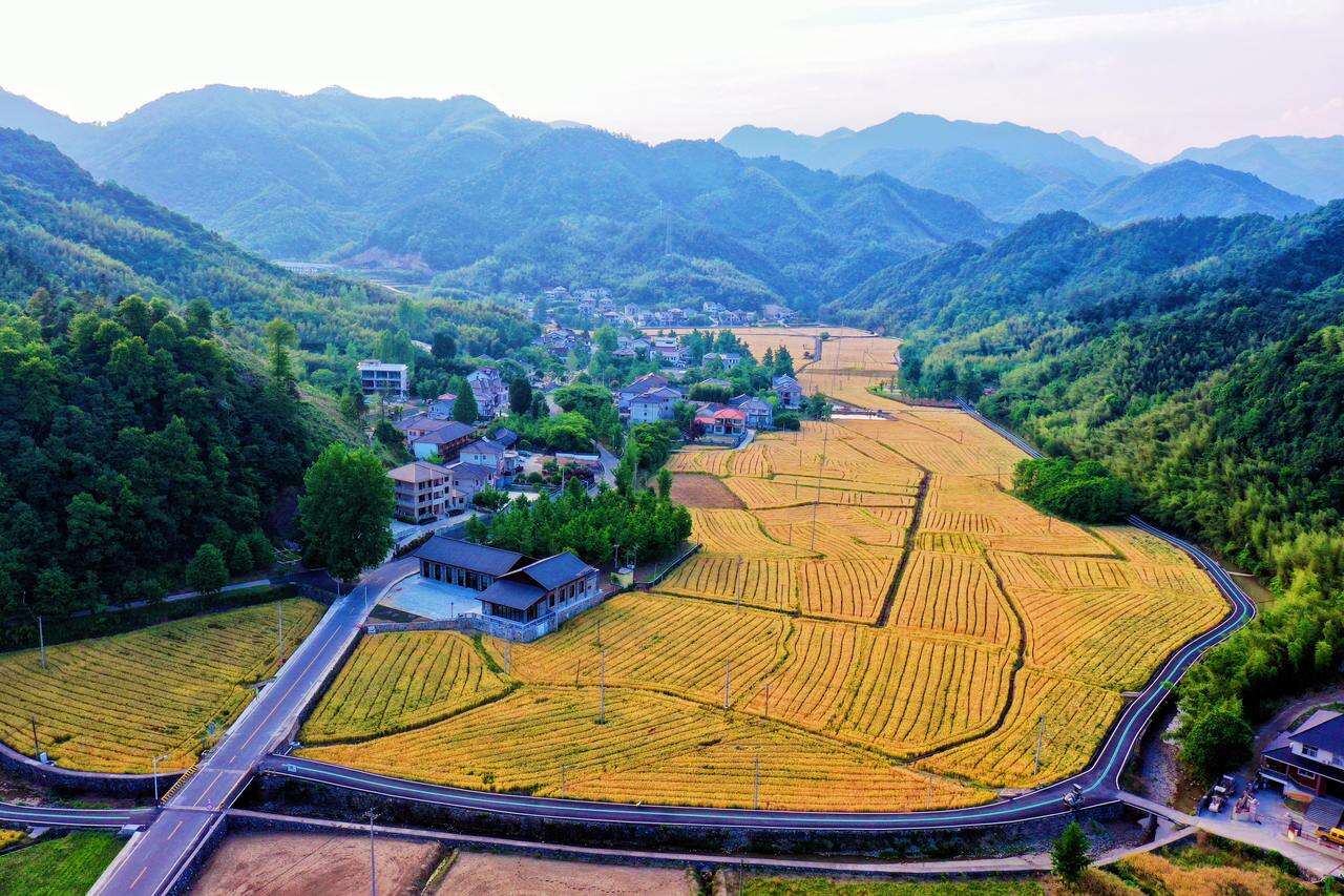 富阳区两个风貌区迎来市级验收评价