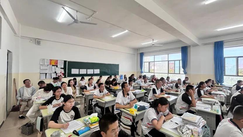 2069974027866193920.webp 图片