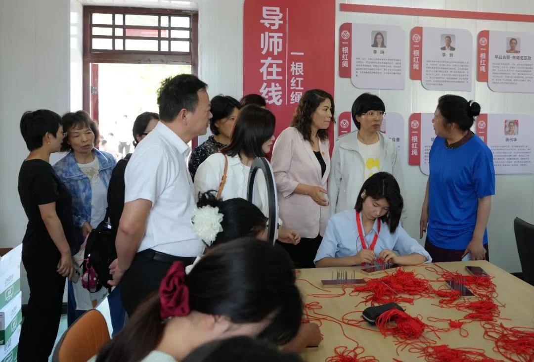 2076560673638170624.webp 图片