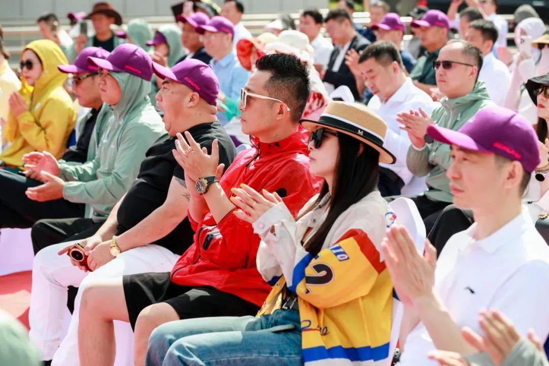 2061357217658908672.webp 图片
