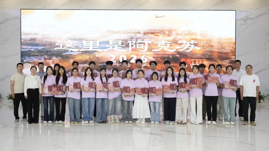 2072939641056509952.webp 图片