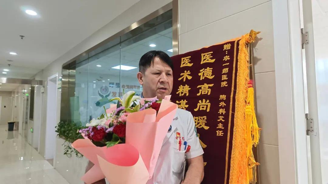 2074746890464772096.webp 图片