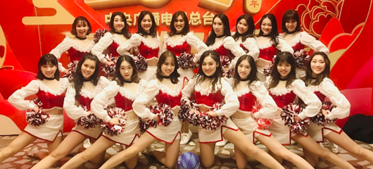 上过春晚节目 得过全国冠军 杭州有一支蕞红拉拉队