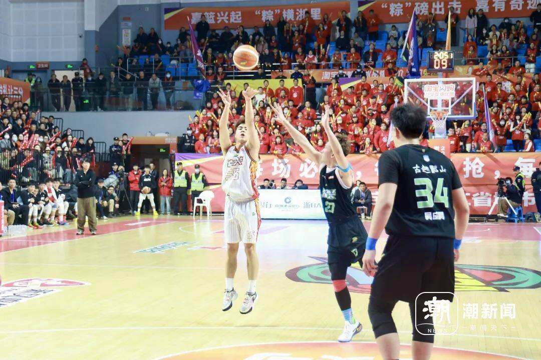 1999105109732077568.webp 图片