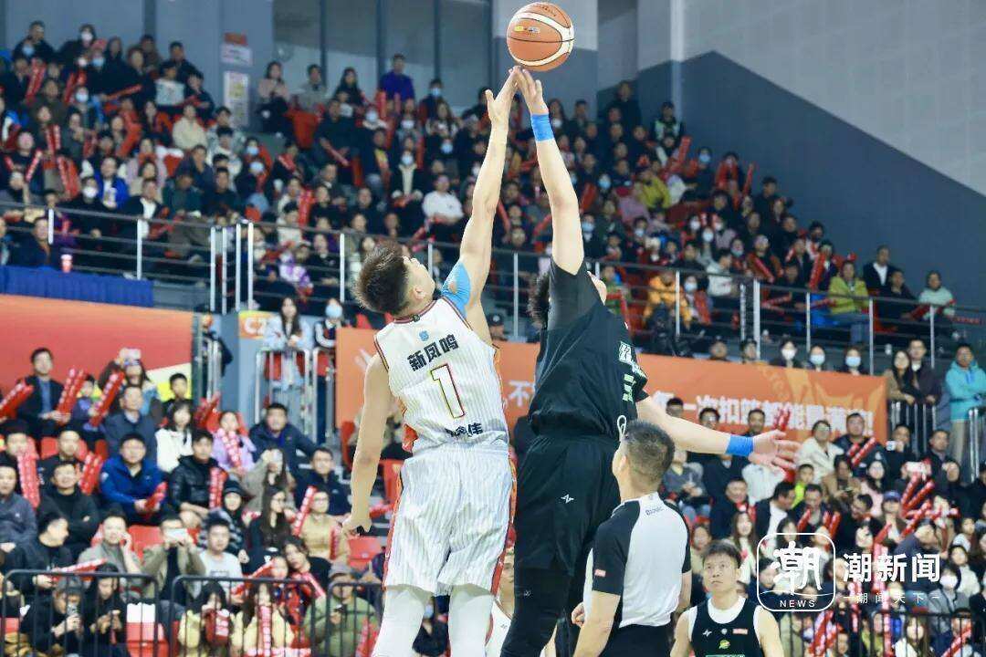 1999105109639802880.webp 图片