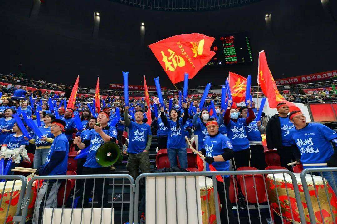 1999843412009680896.webp 图片