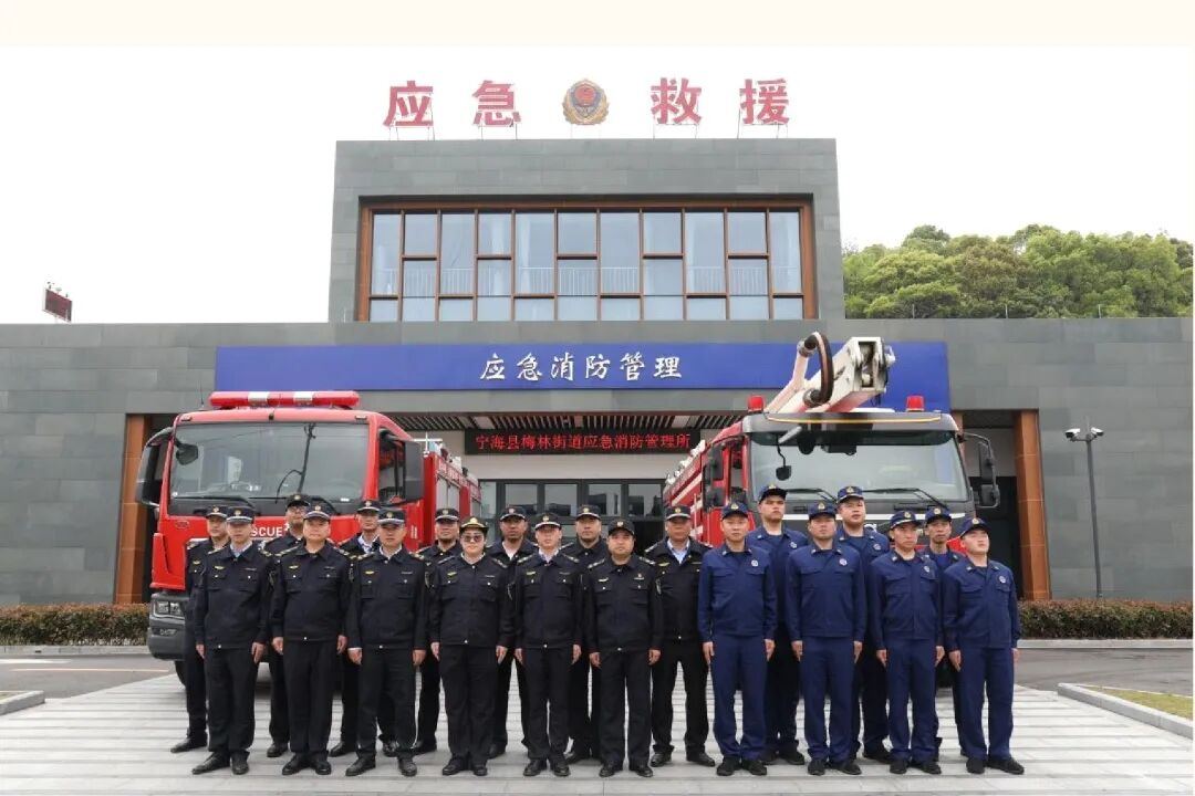 2053726307488833536.jpg 图片