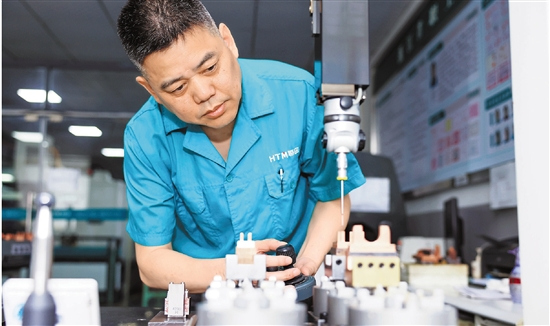 数显千分尺在精密制造中的革命性进步