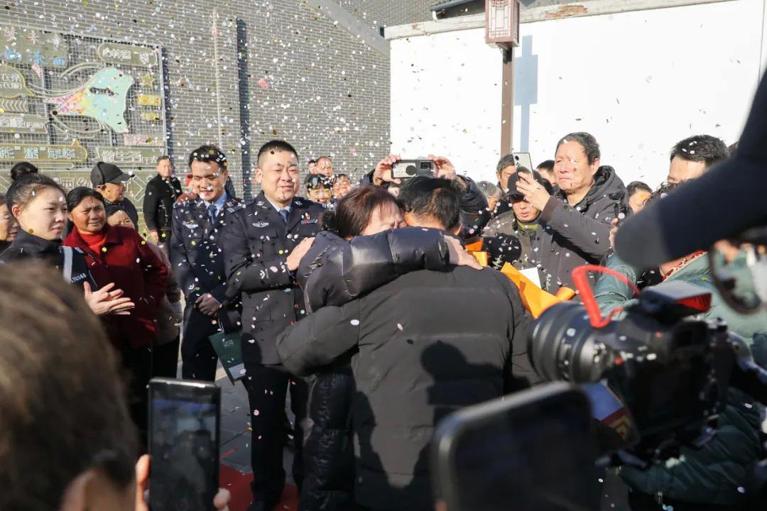 1873894607788335104.webp 图片