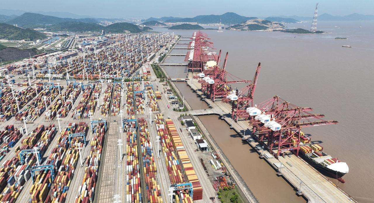 (经济)(4)宁波舟山港:吞吐量稳步回升