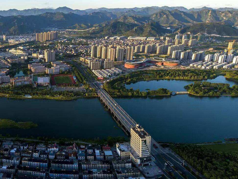 天台：青山绿水间，挥毫“现代化和合名城”新画卷