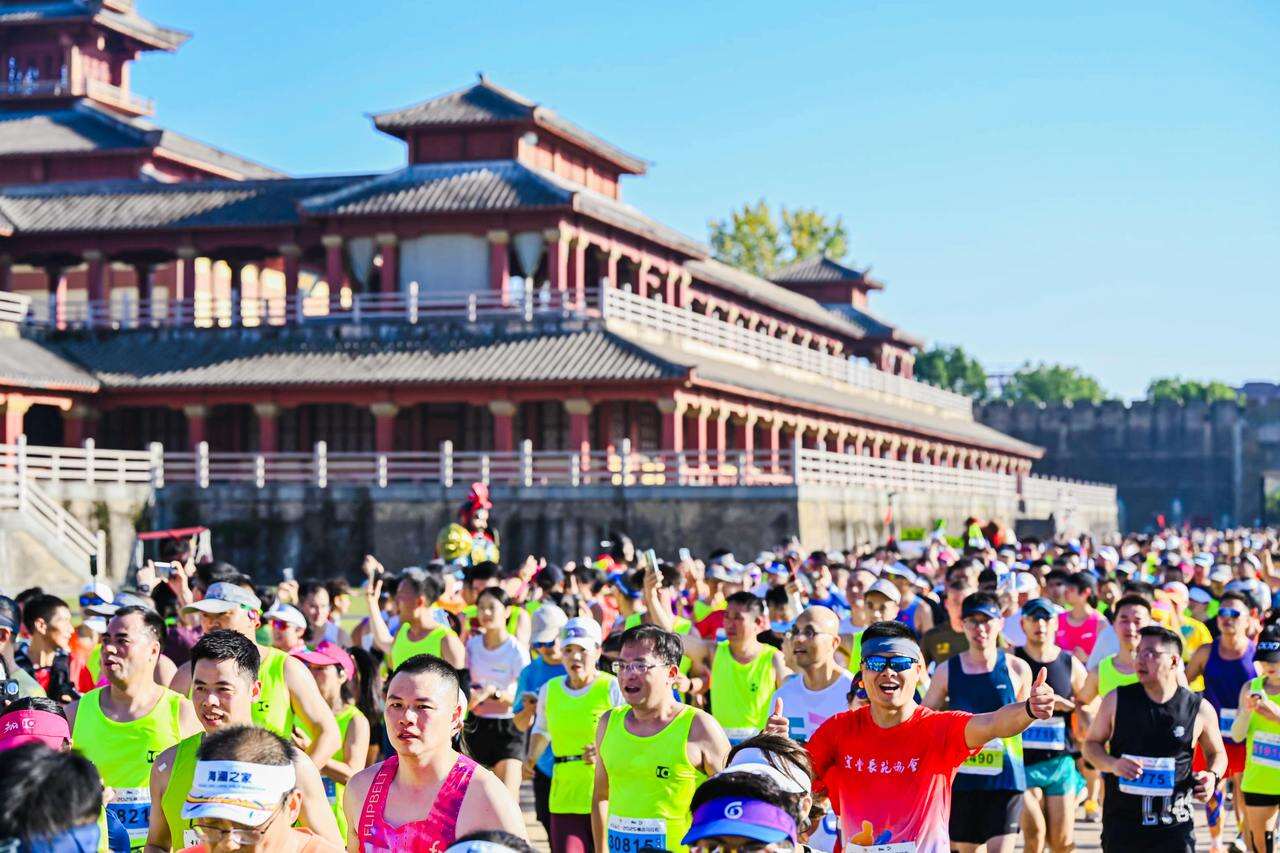跑进景区。主办方供图 (8).jpg