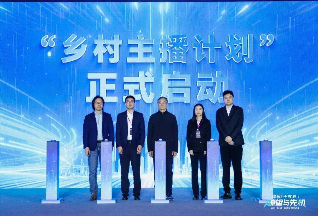 1999676963622354944.jpg 图片