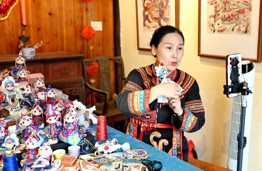 2007626089374810112.jpg 图片