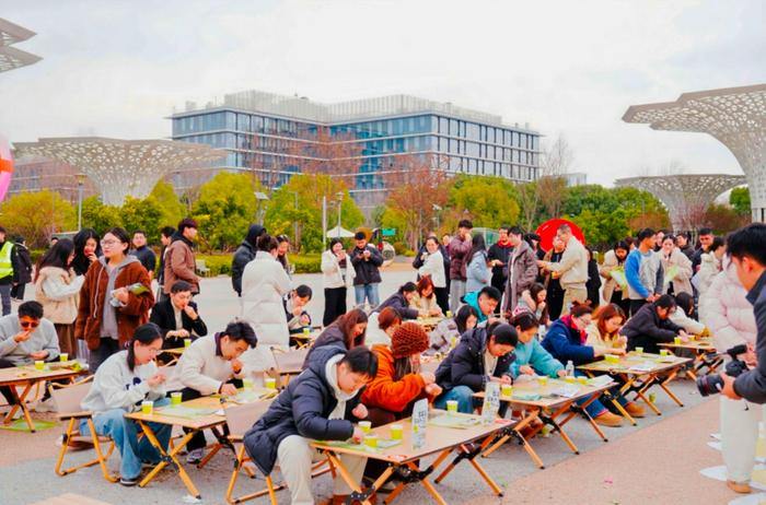 2010986549478293504.jpg 图片